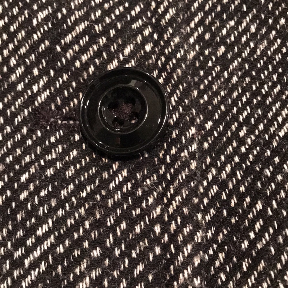 London Fog Black And White Single Breasted Coat Size Medium. EUC - Picture 4 of 6